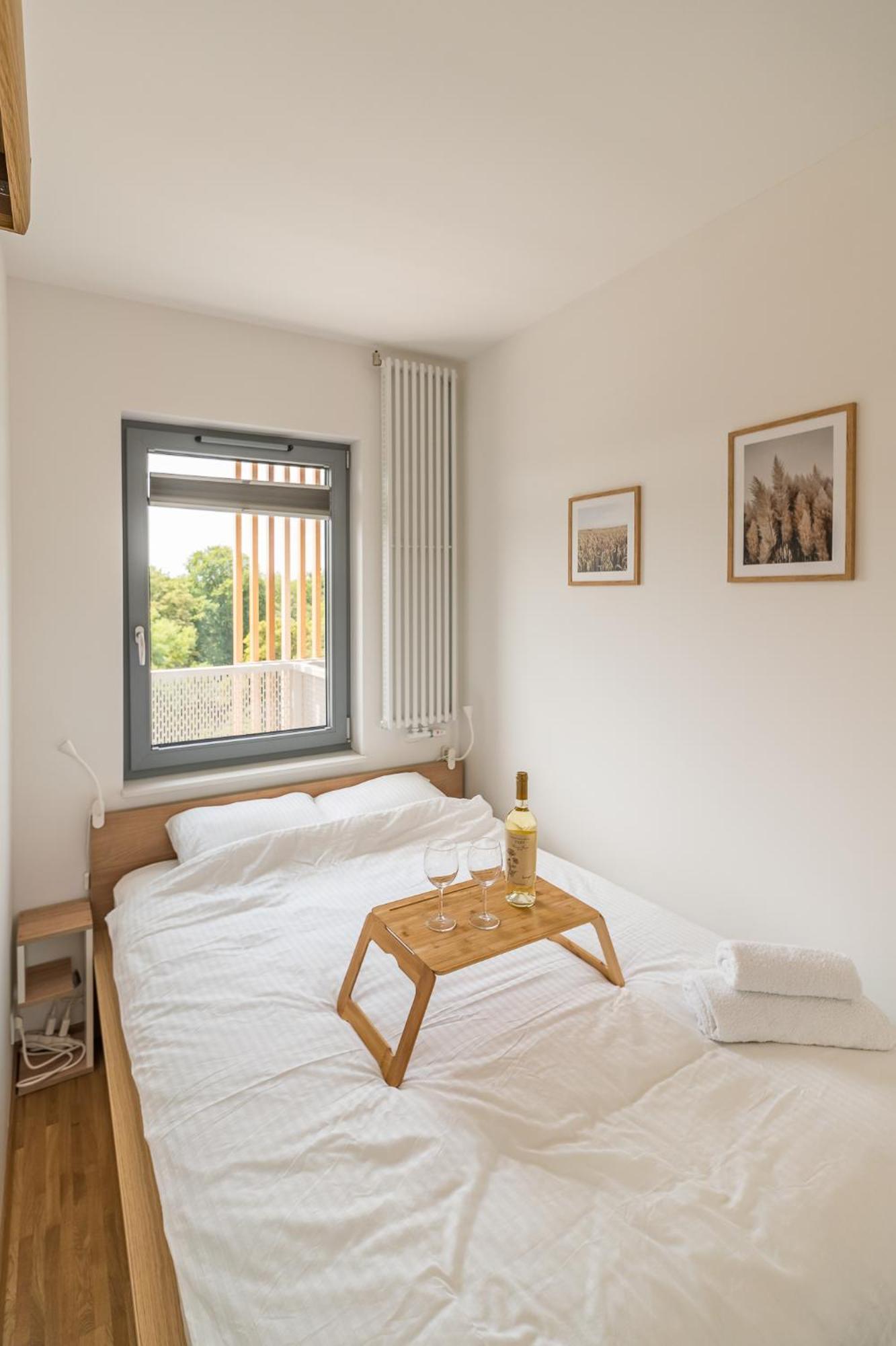 Old Town - Bus&tram Stops Nearby, Balcony - By Rentujemy Apartament *